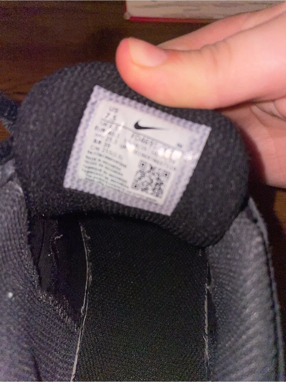 Nike Men’s Black Low-Top Athletic Sneakers